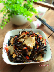 豇豆干蒸肘子肉