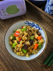 豆角香菇鸡腿焖饭
