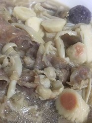 蘑菇肉面，鲜蔬面