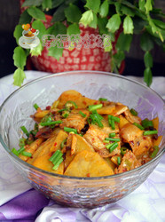 五花肉炒土豆片