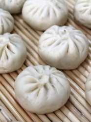 白芸豆发面包子