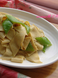 尖椒炒干豆腐