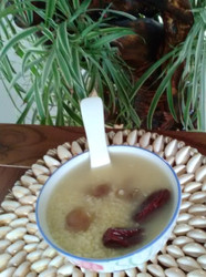 红枣桂圆小米粥