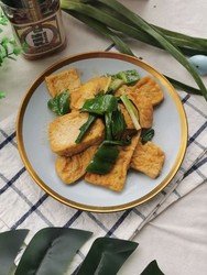 青蒜烧豆腐