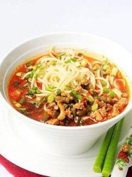 酸豆角汤面条