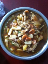 不辣版明虾煲