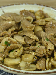 蘑菇炒肉片