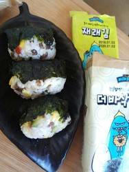 海苔肉松饭团