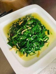 韭菜炒蛋皮