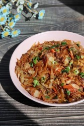 酸菜炖五花肉