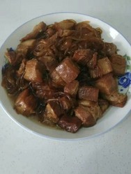 五花肉炖粉条