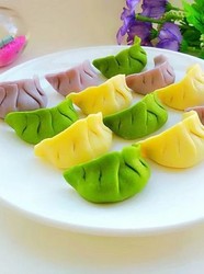 彩色饺子