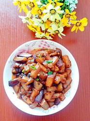 红烧茄子丁