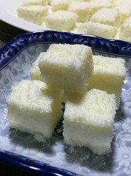牛奶椰丝小方