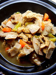 芋头烧肉块