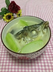 节瓜鱼头汤
