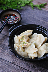 胡萝卜樱子饺子