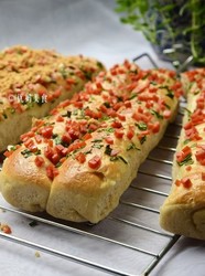 香肠肉松双拼手撕排包