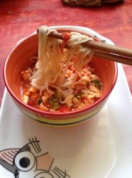 宝宝版西红柿鸡蛋龙须面