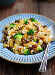 牛肉杂蔬炒饭