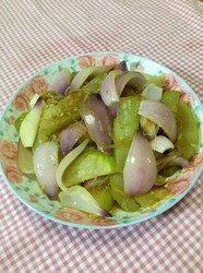 节瓜洋葱煮粉丝