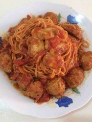 蘑菇肉丸茄汁烩面