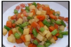 胡萝卜土豆炖芸豆