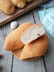 葡萄干橄榄面包